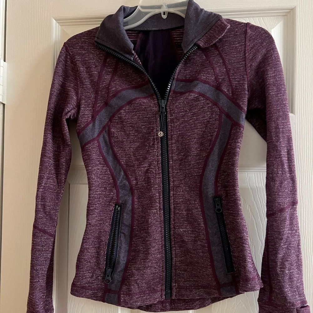 Lululemon  Gray & Burgundy Define Jacket  Size Small